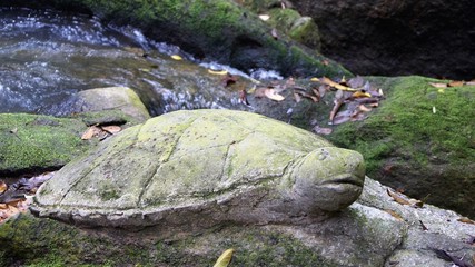 Fototapeta na wymiar Schildkröte aus Stein