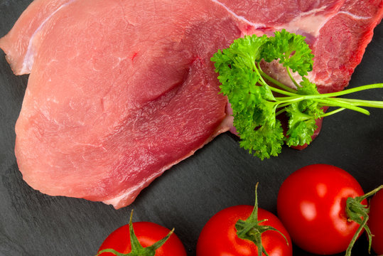 「Schweinsschnitzel」の写真素材 | 274件の無料イラスト画像 | Adobe Stock