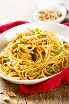 Pasta With Spicy Chicken, Lemon And Nuts