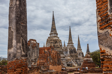 Fototapeta premium Wat Sri Sanphet landmark cultural organization UNESCO, which was registered as a World Heritage Ayutthaya, Thailand.