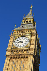 Fototapeta na wymiar clock of big ben london