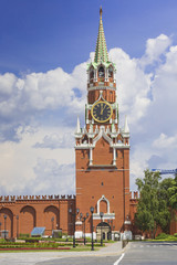 Fototapeta na wymiar Kremlin chiming clock of the Spasskaya Tower. Moscow. Russia