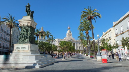 Cádiz Town Hall Square From The Statue © loisclare