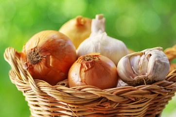 garlic and onion in basket