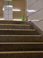 Flasche im U-Bahnhof