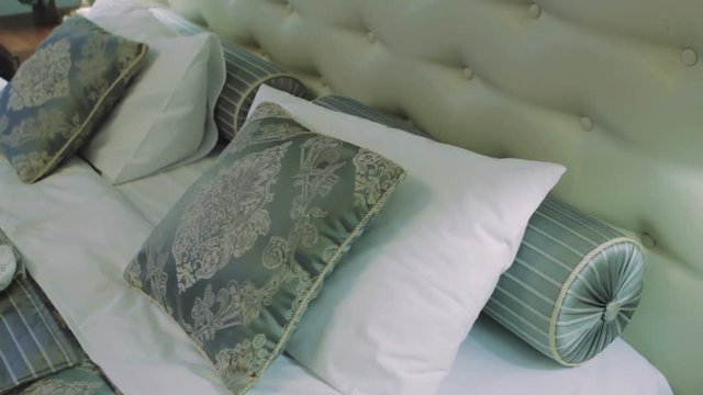 Rustic Style Marriage Honeymoon Bed