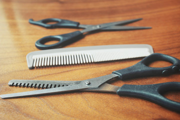 Hair cutting shears and comb