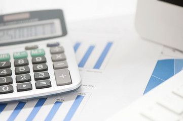 Financial accounting stock market graphs analysis and calculator
