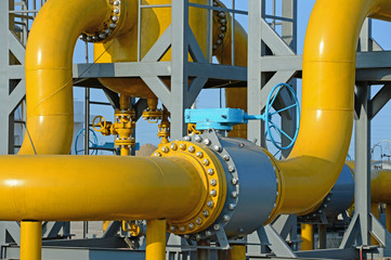 Oil pipeline
