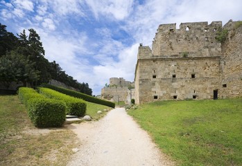 Fototapeta na wymiar Moat and walls of Rhodes