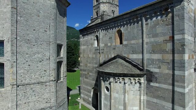 Chiesa di Santa Maria del Tiglio - Gravedona - Lago di Como (IT)