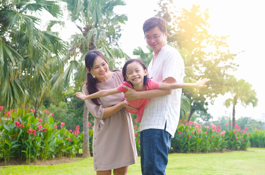 happy Asian family