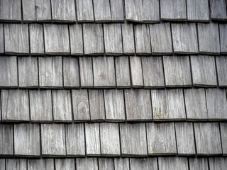 Holzschindeln auf Dach als Hintergrund
