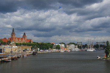 SZCZECIN - WAŁY CHROBREGO © Wojciech Wrzesień