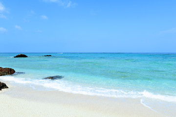 沖縄の美しいビーチ