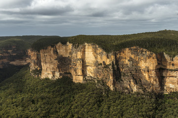 Fototapeta na wymiar View of the Blue Mountains National Park NSW, Australia.