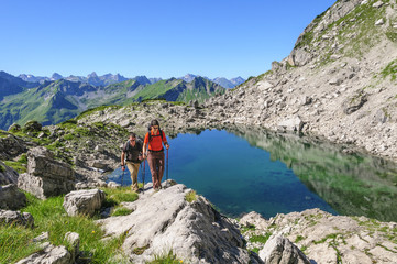herrliche Aussicht beim Wandern in den Oberstdorfer Bergen
