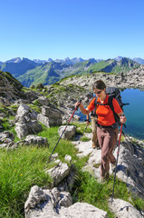Wanderer in der herrlichen Allg&auml;uer Gebirgslandschaft