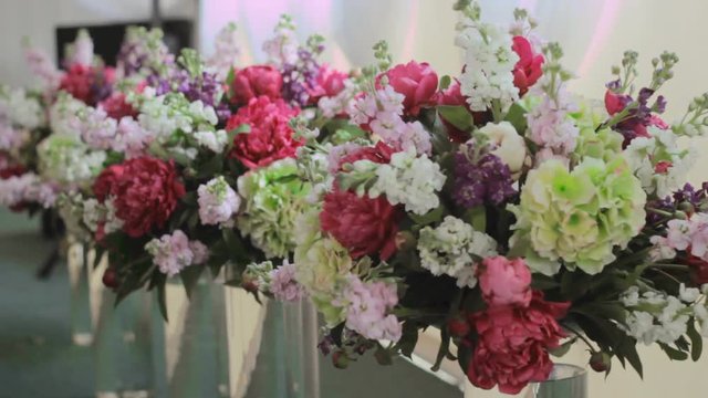 a bridal bouquet of flowers