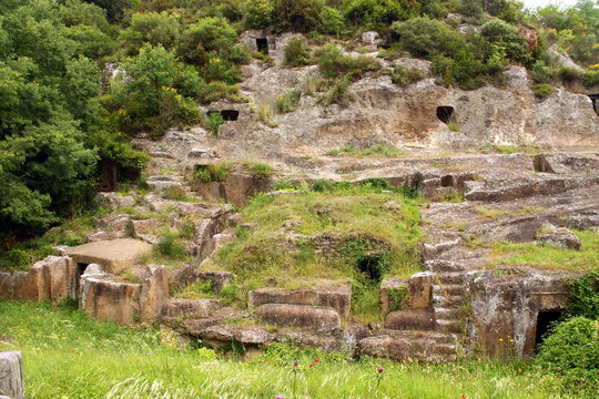 Blera, borgo etrusco, tombe scavate nella roccia