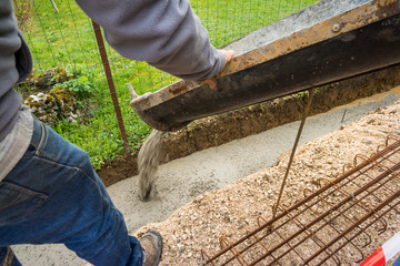 couler du béton