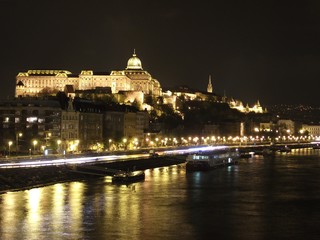 Fototapeta premium Buda at Night, Budapest, Hungary