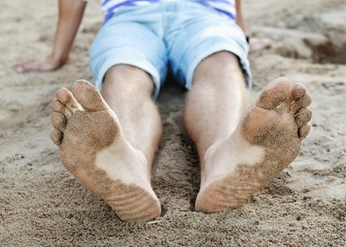 Sandy feets