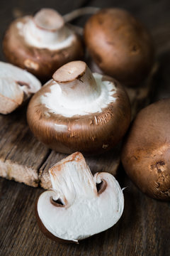Fresh mushrooms. Royal champignons