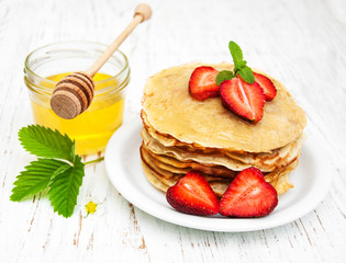Pancakes with strawberries
