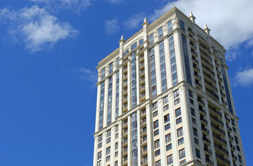 Высотный жилой дом в Москве