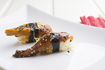 Nigiri eel