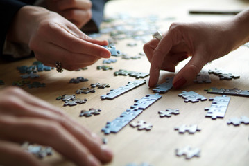 Completing puzzle