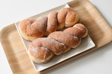 ツイストドーナツ