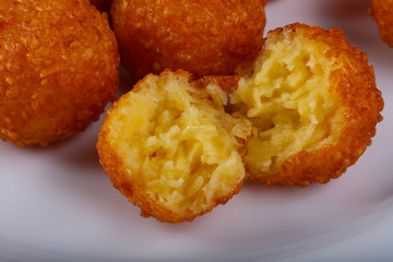 Cheese balls
