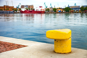 Iron pole for mooring of ships at wharf.