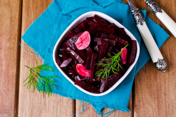 Salad of canned beets
