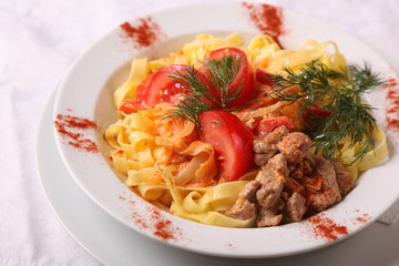 pasta with meat and tomato