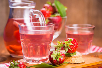 hot strawberrys compote