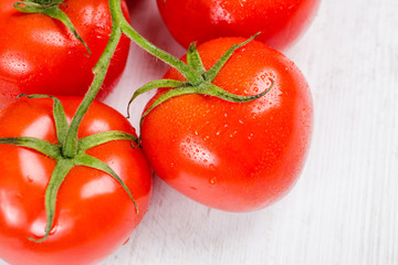 Frische und reife Tomaten