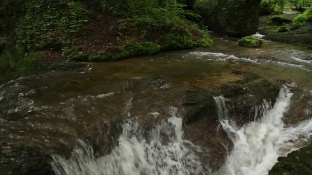 RAW-Video - Scheidegger Wasserfall im Allg&auml;u in S&uuml;ddeutschland 
