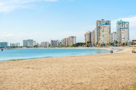 Playa de Chipipe in Salinas, Ecuador