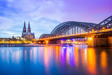 View of Cologne Cathedral in Cologne, Germany - obrazy, fototapety, plakaty