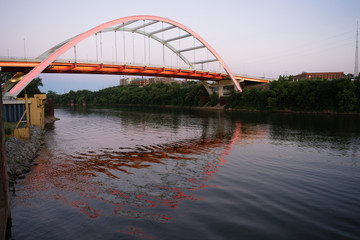 Fototapeta na wymiar Korean Veterans Blvd Bridge Cumberland River Nashville Tennessee