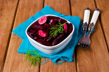 Salad of canned beets