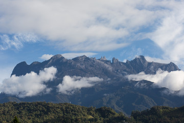 Obraz na płótnie Canvas Mount Kinabalu' peak