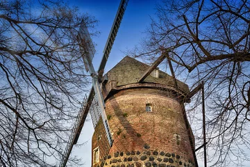 Cercles muraux Moulins Windmühle in Zons am Rhein