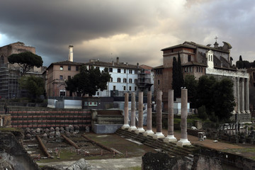 Rome: Roman Forum under an great sky