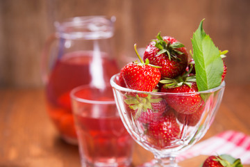 raw fresh srrawberry