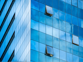 Fassade eines modernen Bürohauses