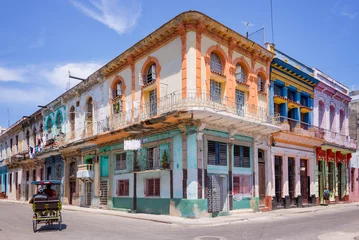 Crédence de cuisine en verre imprimé Havana Bâtiments colorés à La Havane, Cuba